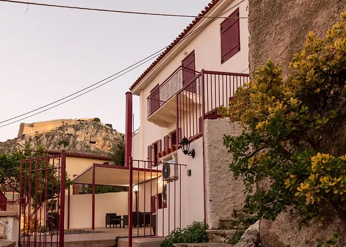 Апартаменты Katmar Homes Mariloo *