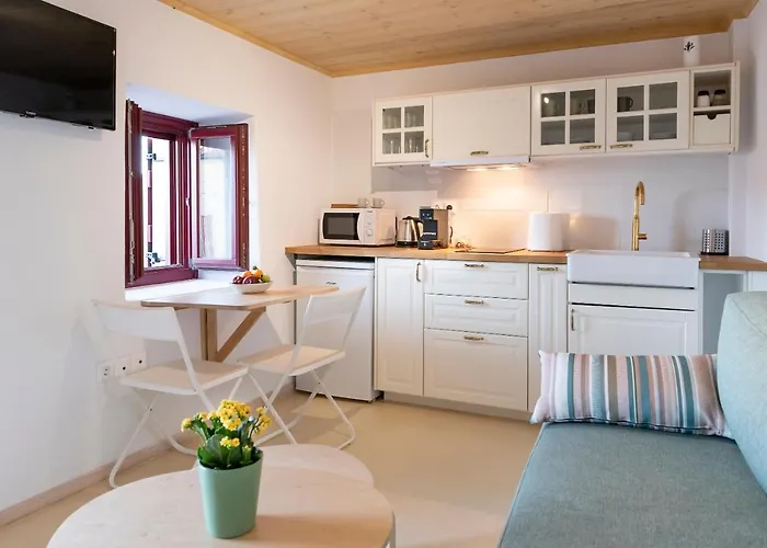 Katmar Homes Mariloo Апартаменты